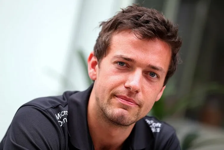 jolyonpalmerf1grandprixbrazilpractice5xgjxhxlmf x