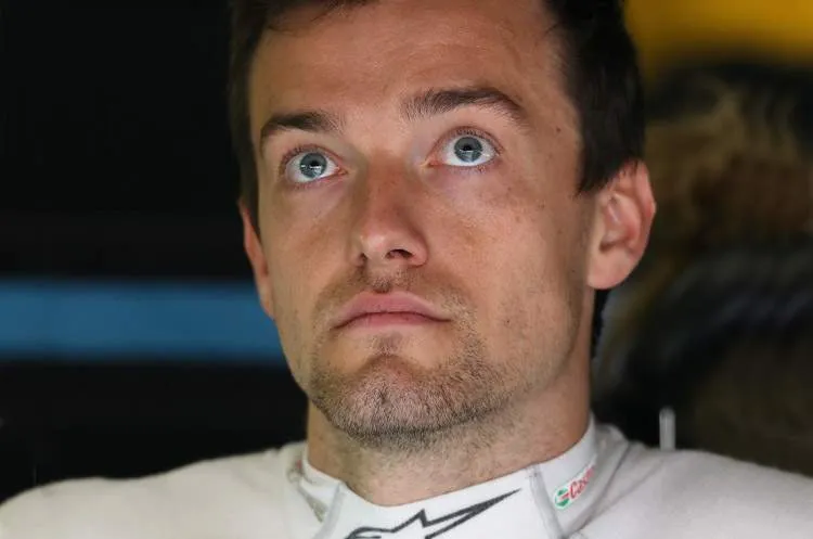 jolyonpalmerf1grandprixchinapractice6btamwyk1wgx