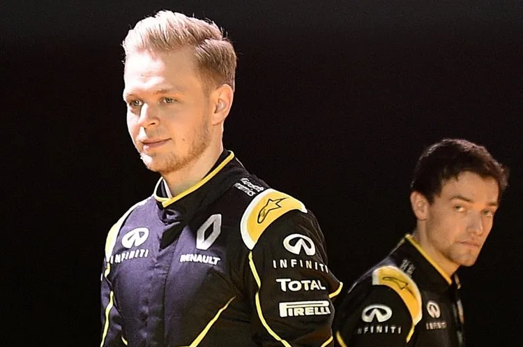 kevin magnussen and jolyon palmer renault launch