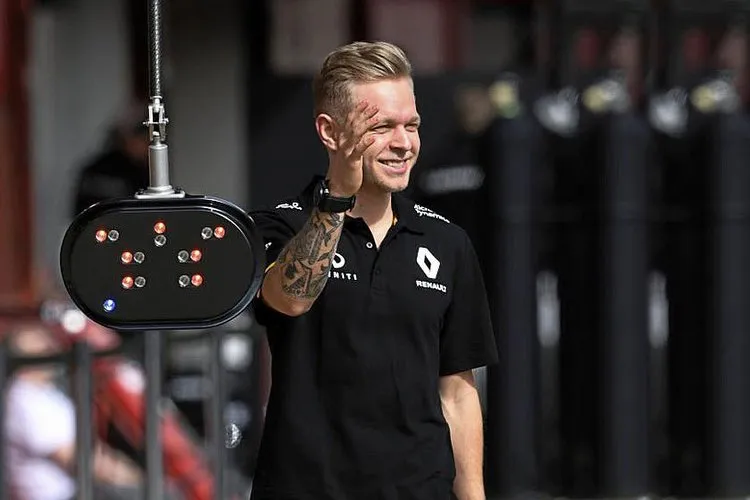 kevin magnussen renault