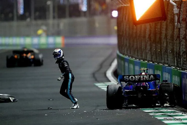 latifi crash saudi gp