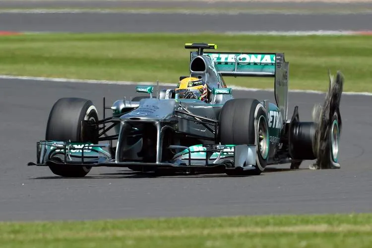 lewis hamilton 0