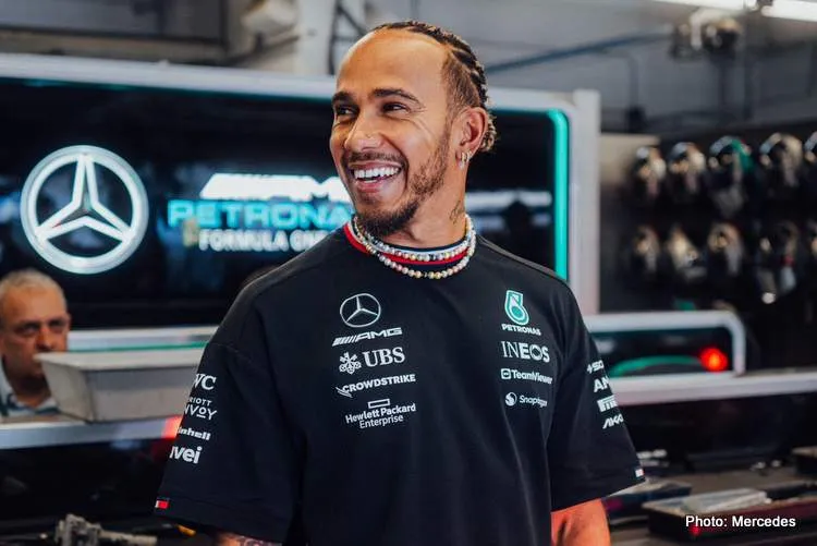 lewis hamilton 001