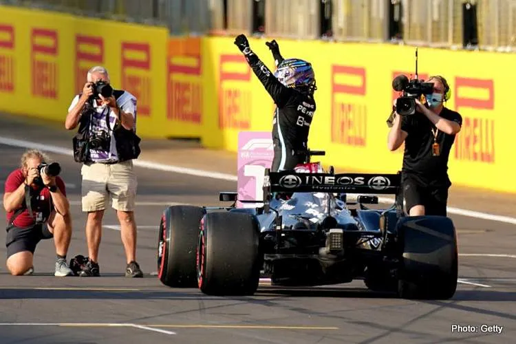lewis hamilton british gp qualifying 1025