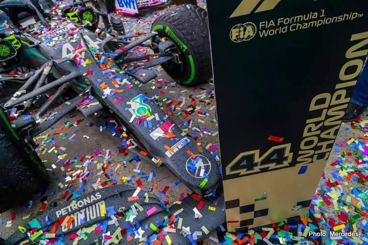 lewis hamilton champion77