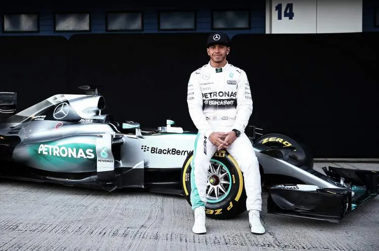 lewis hamilton f1 testing jerez day one iw xflyuyxvx1