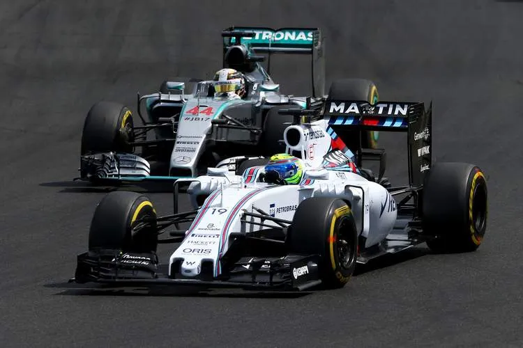 lewis hamilton felipe massa f1 grand prix cg8em1f0kc9x