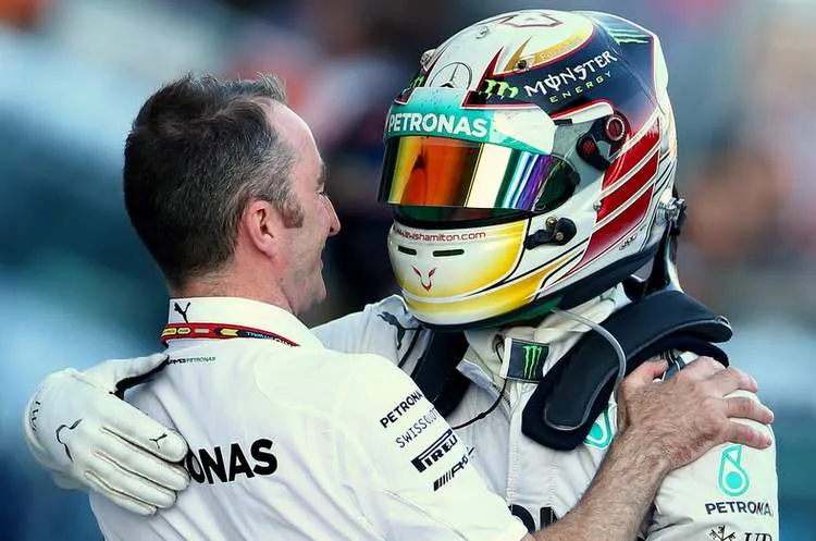 lewis hamilton paddy lowe f1 grand prix russia 0evczqrybtvx