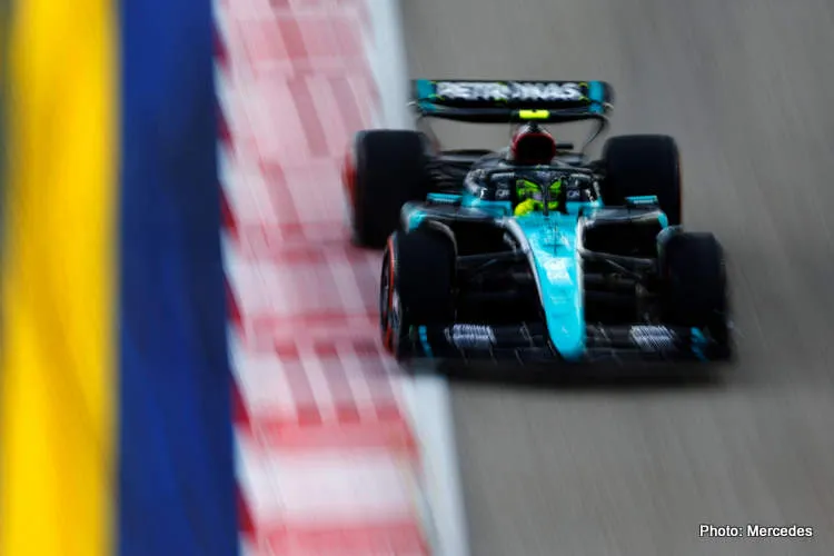 lewis hamilton qualifying f1 singapore
