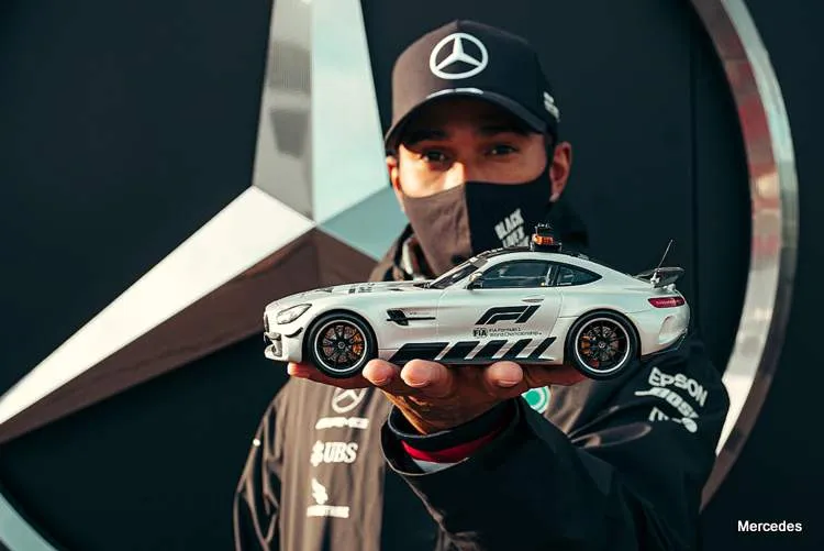 lewis hamilton safety car