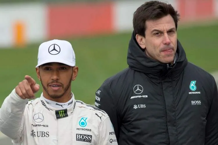 lewis hamilton toto wolff