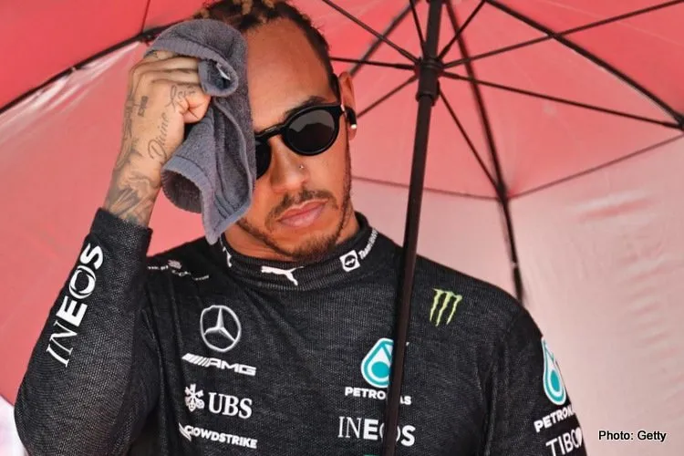lewis hamilton under pressure