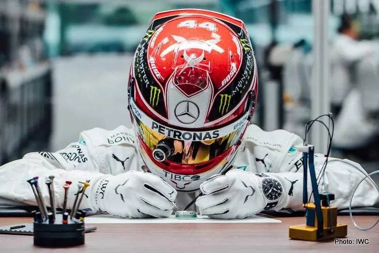 lewis hamilton watchmaker 1