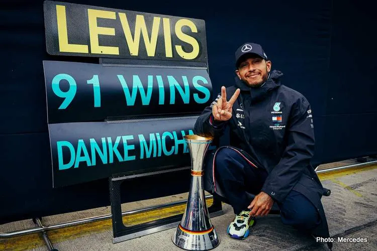 lewis hamilton winner 001