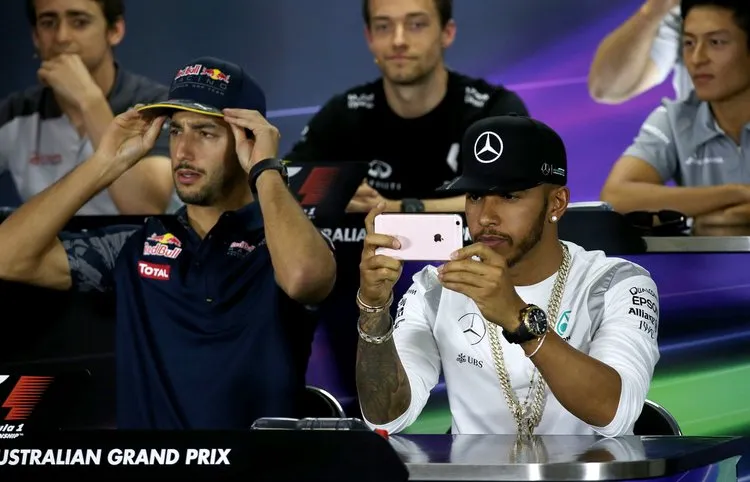 lewishamiltonaustralianf1grandprixpreviewsqpaeoohj3ifx