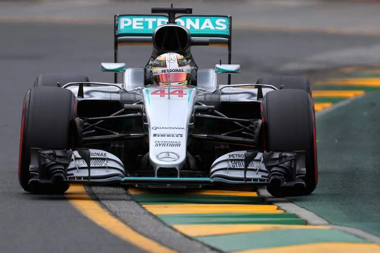 lewishamiltonaustralianf1grandprixqualifying60abcshon1xx