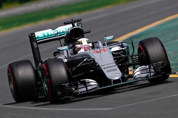 lewishamiltonaustralianf1grandprixqualifyingnknthimys45x