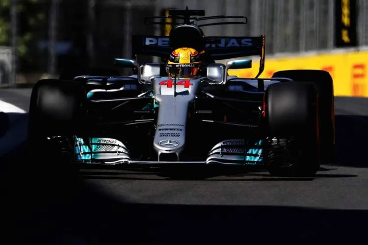 lewishamiltonazerbaijanf1grandprixqualifyingpltxi7dx9uox