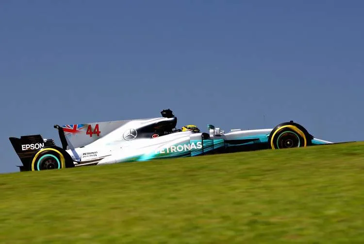 lewishamiltonf1grandprixbrazilpractice76t7eynueh5x