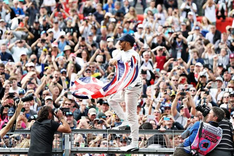 lewishamiltonf1grandprixgreatbritainuwiyrzmuk ax