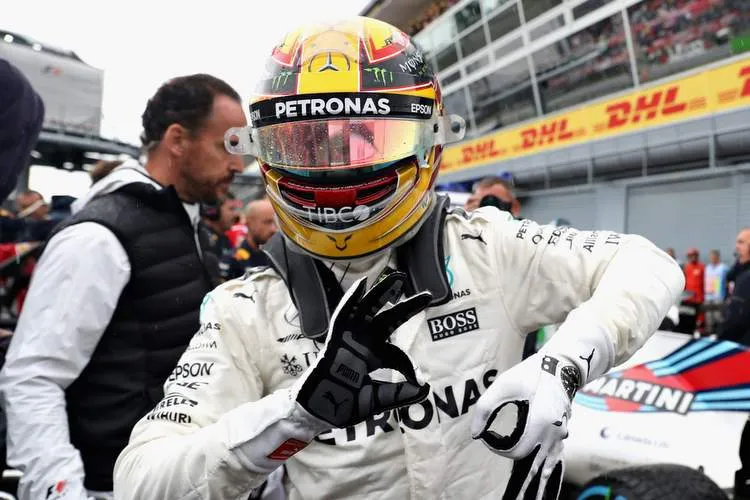 lewishamiltonf1grandprixitalyqualifyingjmguzweaclfx