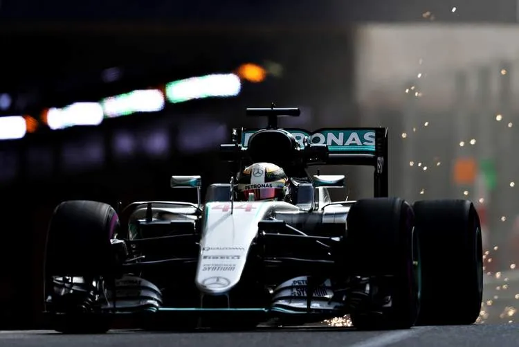 lewishamiltonf1grandprixmonacopracticedrqab9tpyizx