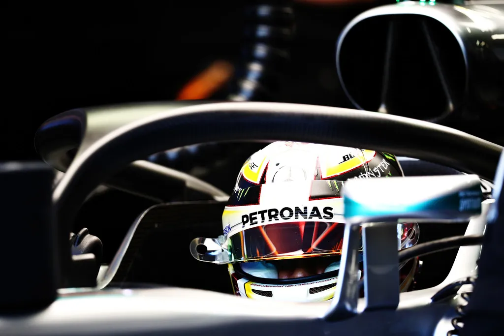 lewishamiltonf1grandprixsingaporepracticegqol0tyy1ghx