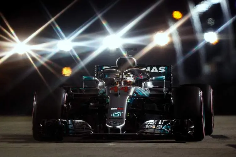 lewishamiltonf1grandprixsingaporequalifying5lm7rwwinb9x