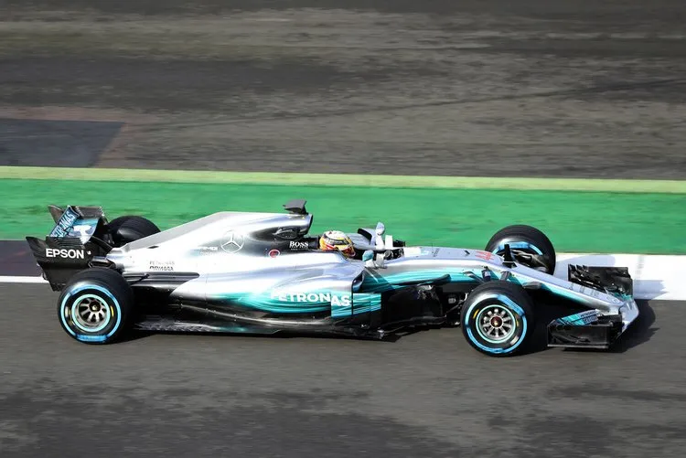 lewishamiltonmercedesformulaoneteamlaunch5n d4ysv74ox