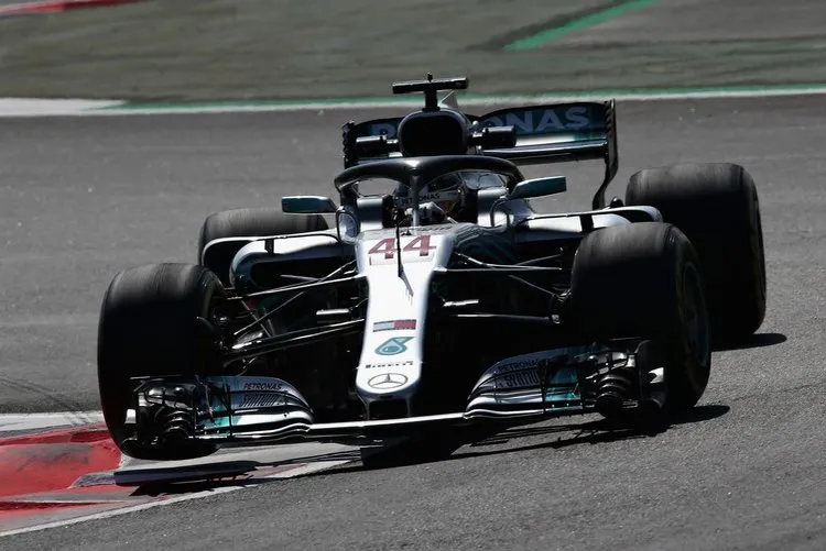 lewishamiltonspanishf1grandprixpracticecnb5 18ppigx