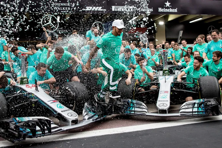 lewishamiltonvaltteribottaseuropeansportsr9 9narlgc1x