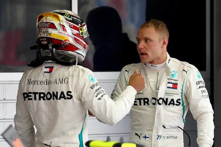lewishamiltonvaltteribottasf1grandprixa9 ogap57egx