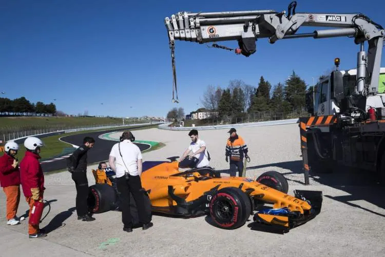live infos von den formel 1 testfahrten auf dem circuit de catalunya in barcelona