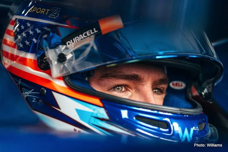 logan sargeant helmet