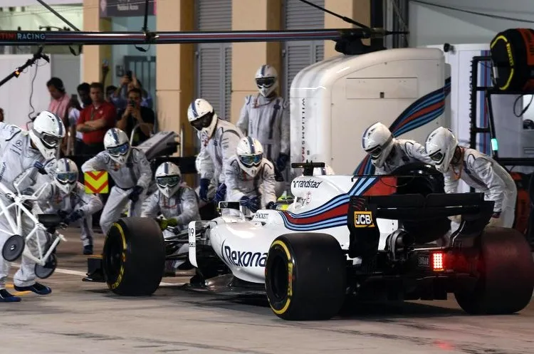 massa pitstop