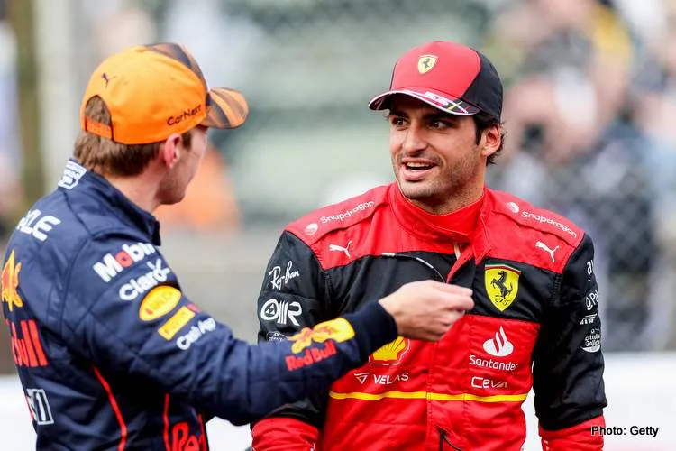 max verstappen carlos sainz f1 japanese gp qualifying 001