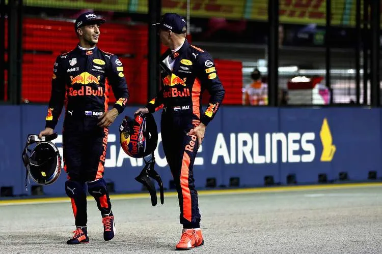 maxverstappenf1grandprixsingaporequalifyingcdmikarprtdx