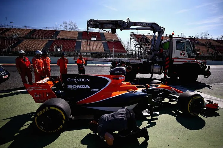 mclaren breaks down