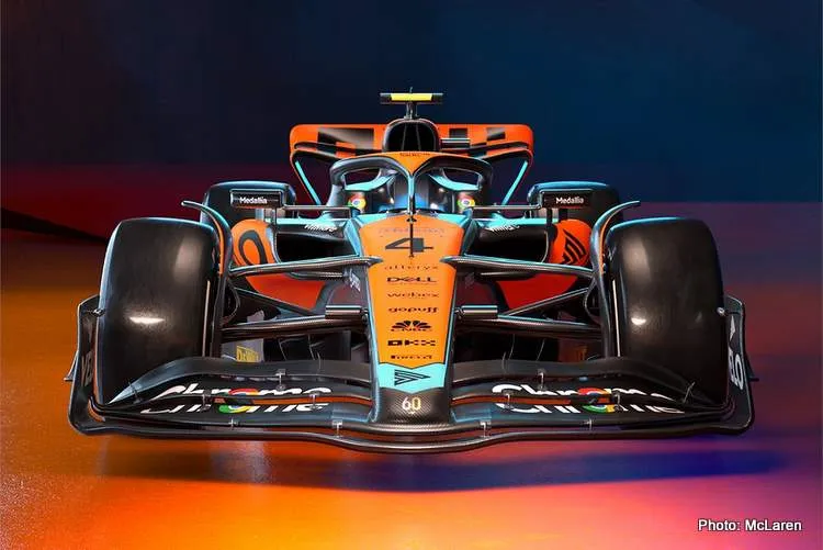 mclaren mcl60 launch 2023