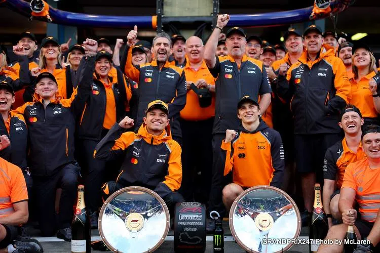 mclaren team melbourne 3 2025