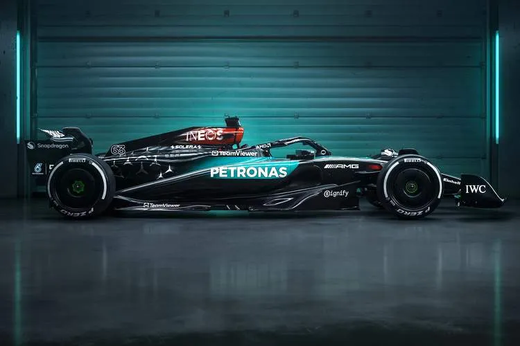 mercedes new livery singapore