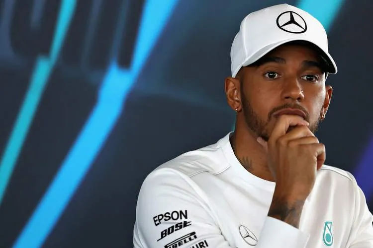 mercedes w09 launch 017