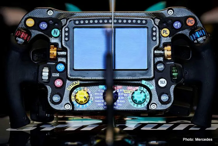 mercedes w12 steering wheel de