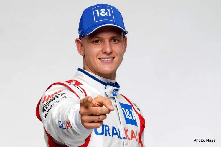 mick schumacher haas f1 team 2022 001