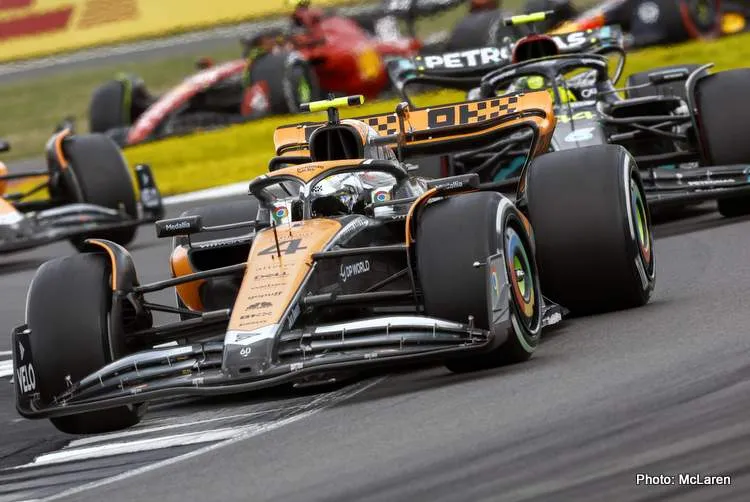 norris hamilton silverstone 3 2023