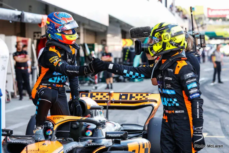 norris piastri mclaren f1 suzuka
