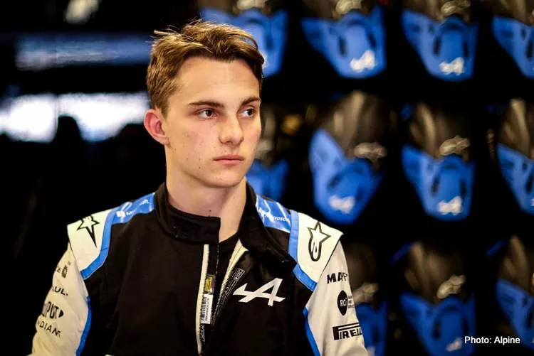 oscar piastri alpine reserve f1 driver