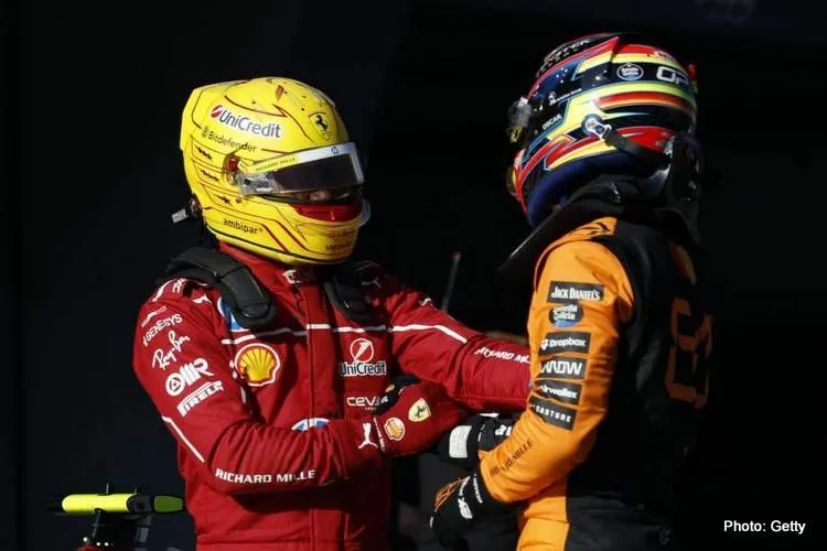 oscar piastri lewis hamilton congratulations chinese gp sprint quali planetf1