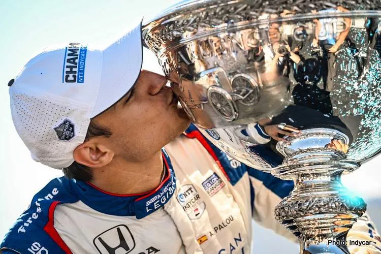 palou 2023 indycar champion trophy