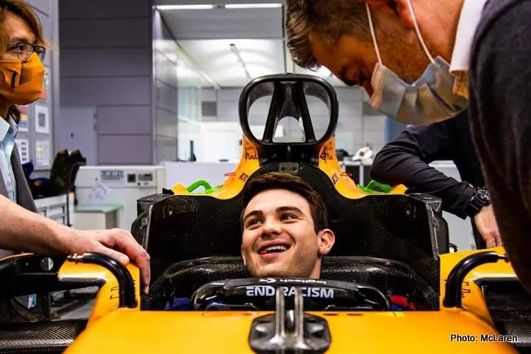 pato oward seat fitting mclaren